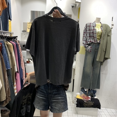 服裝批發市場的趨勢與策略